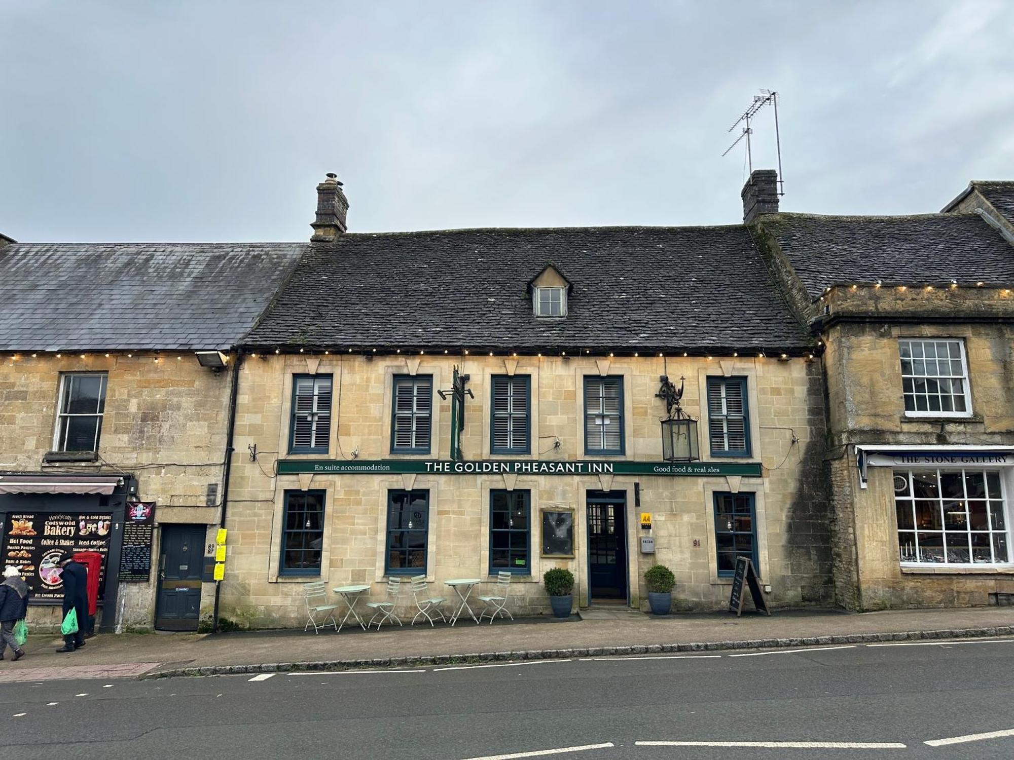 The Golden Pheasant Inn Burford Exterior photo